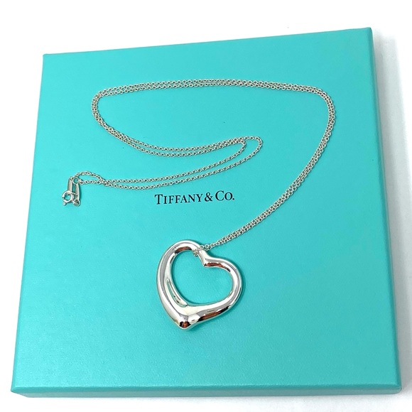💯% Authentic Tiffany & CO. Elsa Peretti Big Open Heart Pendant Necklace 💖 - Picture 4 of 11